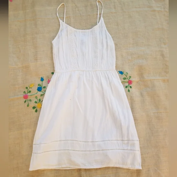 White Old Navy Summer Dresses On Sale Old Navy Women's Short-Sleeve Linen-Blend Mini Shift White Old Navy Summer Dresses On Sale Old Navy Women's Short-Sleeve Linen-Blend Mini Shift